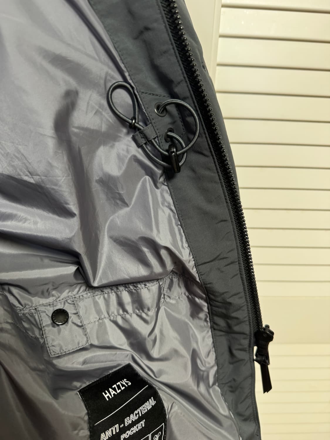 23FW 헤지스 양털 카라코람 구스다운 패딩 100 상품이미지5