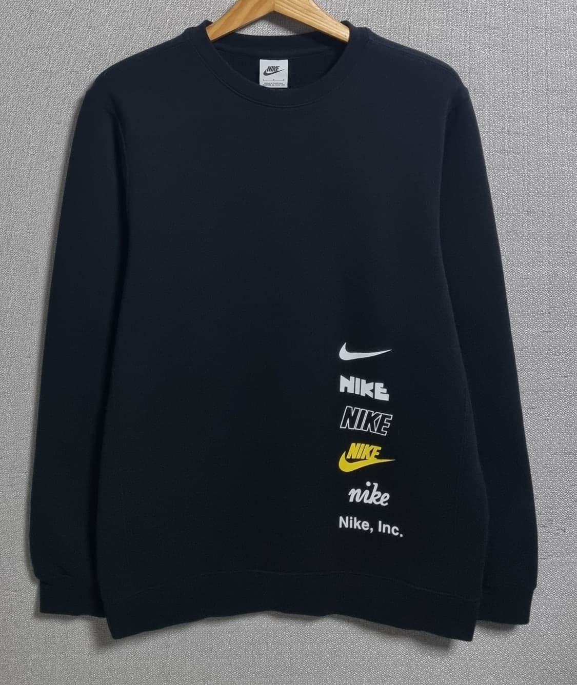 L ) 나이키 블랙 멀티로고 기모 맨투맨 상품이미지1