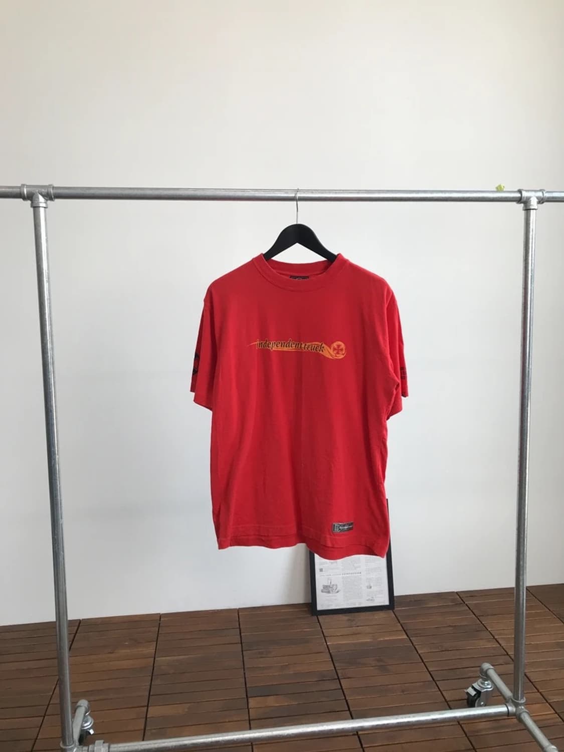 Y2K Independent Truck Skate Graphic Tee 상품이미지5