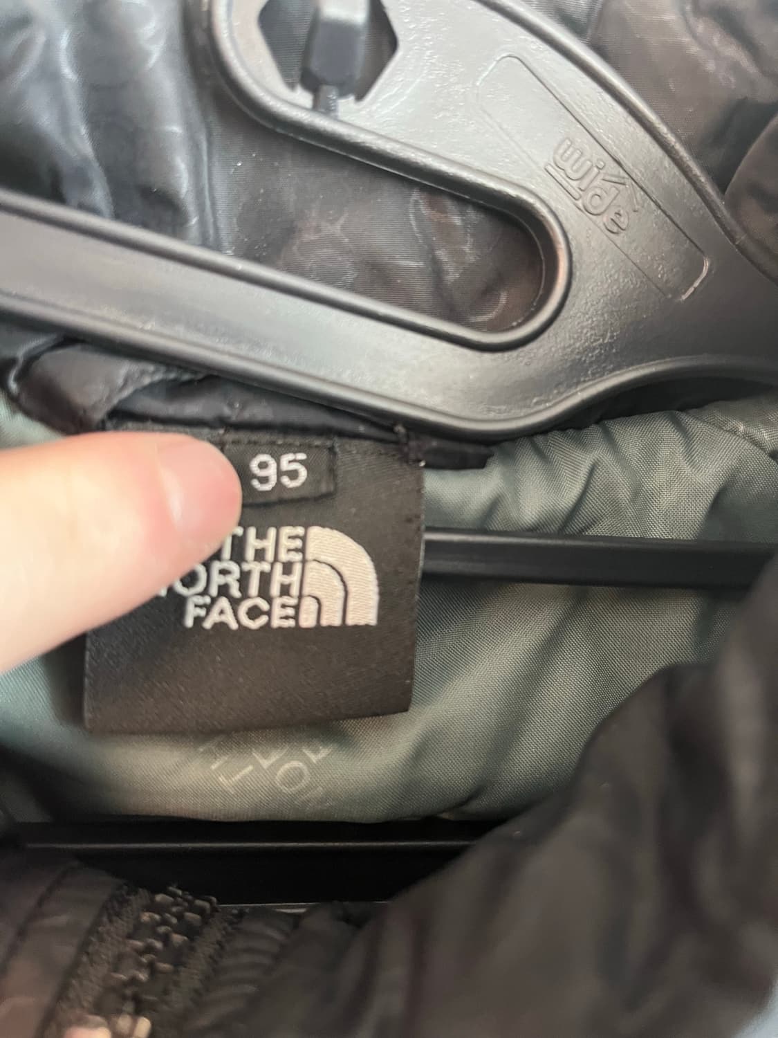 노스페이스 패딩 자켓 블랙 (95) 상품이미지4