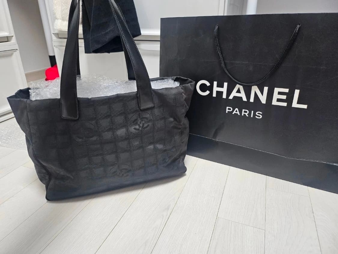 샤넬 블랙 나일론 토트백 상품이미지7
