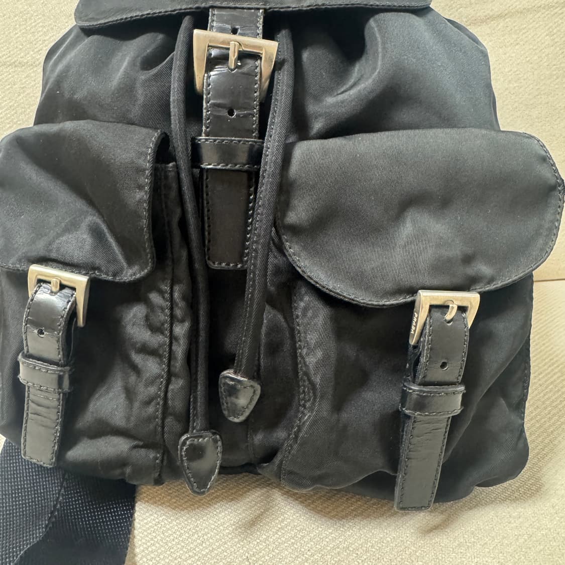 프라다 벨라 백팩 스몰 상품이미지3