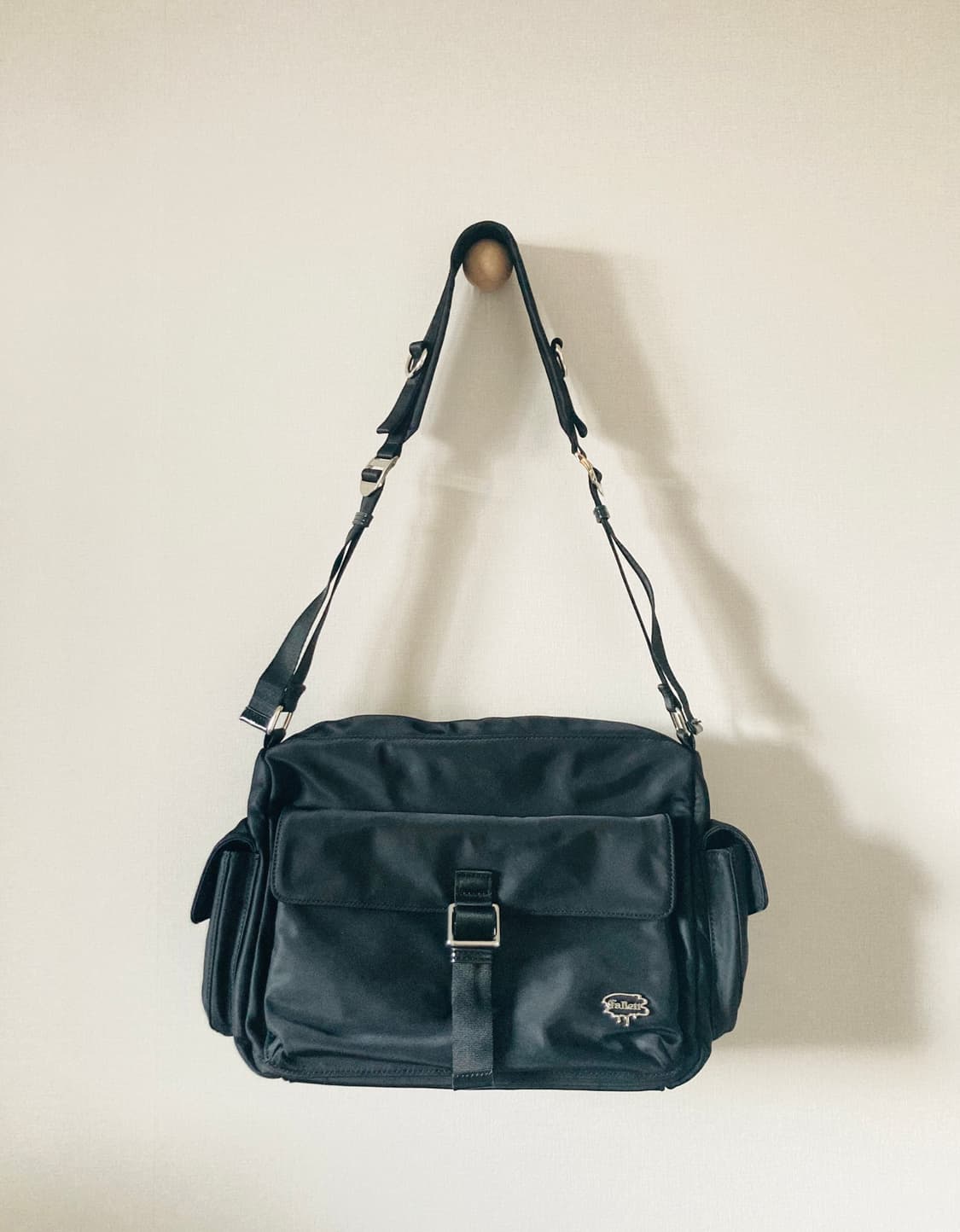 팔렛 클래스프 숄더백 블랙 상품이미지6