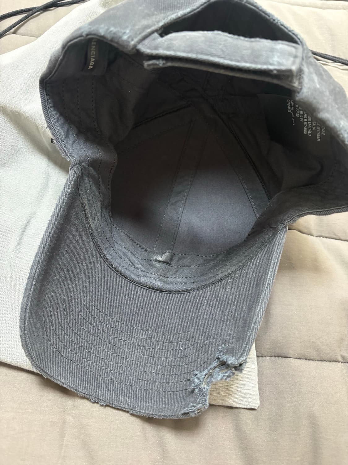 발렌시아가 플래닛어스 볼캡 상품이미지2