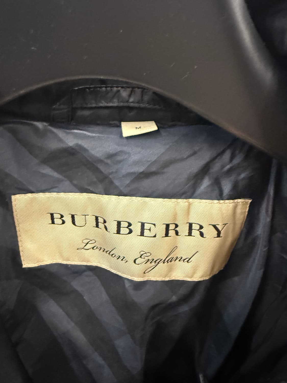 버버리 정품 애쉬무어 여성 구스다운 패딩 M 블랙 상품이미지3