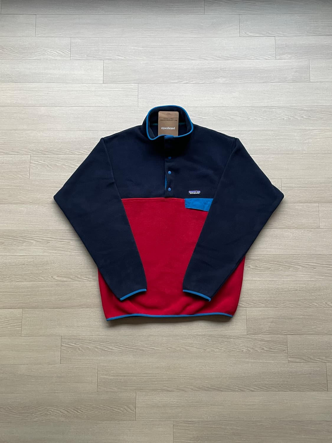 (새상품) 파타고니아 신칠라 레드 블루 플리스 상품이미지1