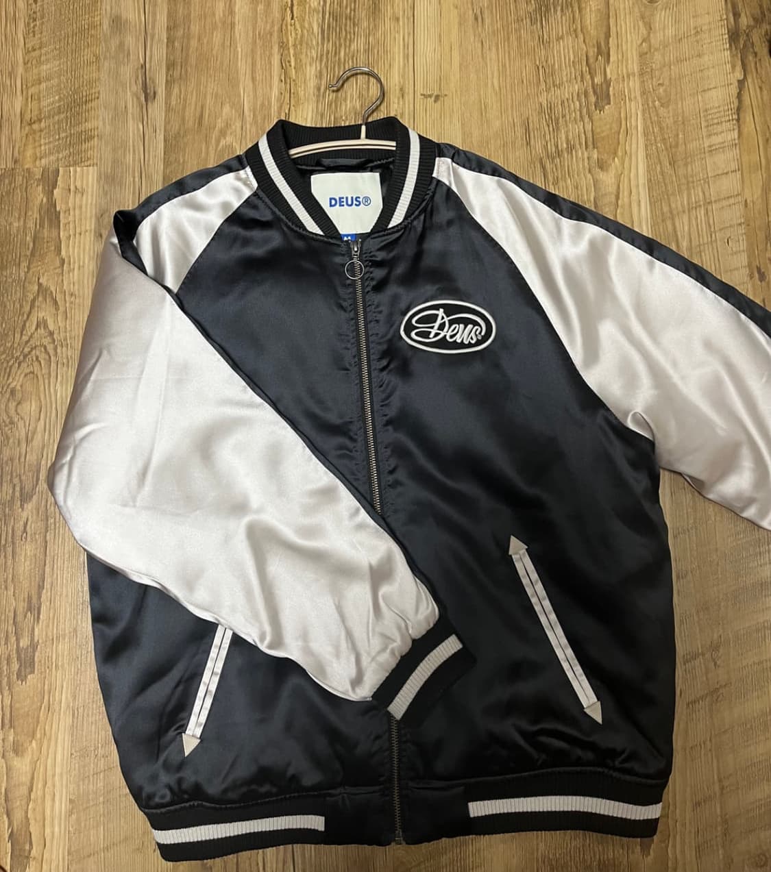 데우스 스키잔 M 상품이미지1