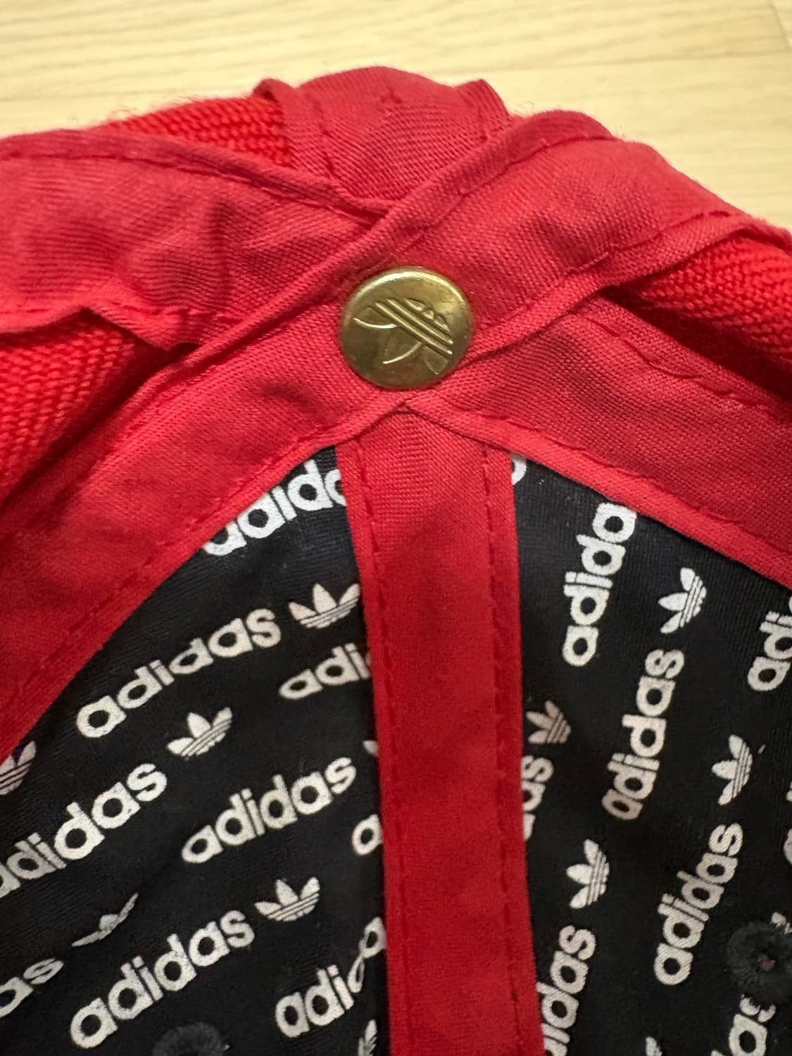 하와이에서 온 아디다스 스냅백 모자 (레드/그레이/그린 배색) 상품이미지6