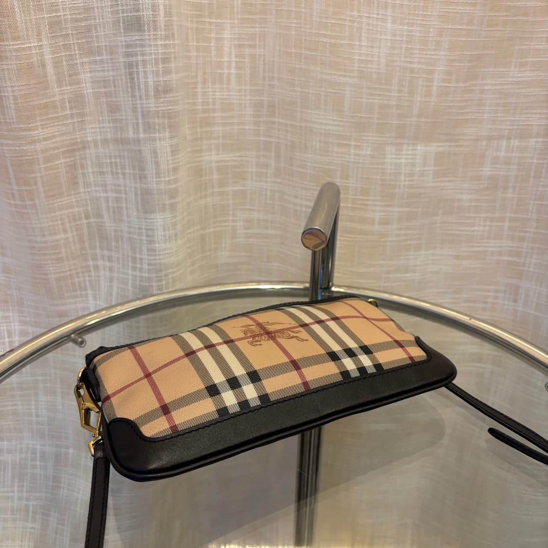 정품 버버리 노바체크 크로스백   상품이미지8