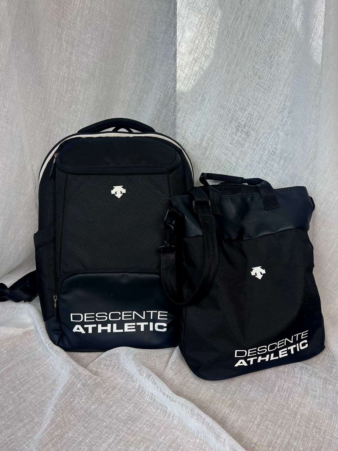 데상트 애슬레틱 백팩 + 보조가방(신주머니)세트 상품이미지1