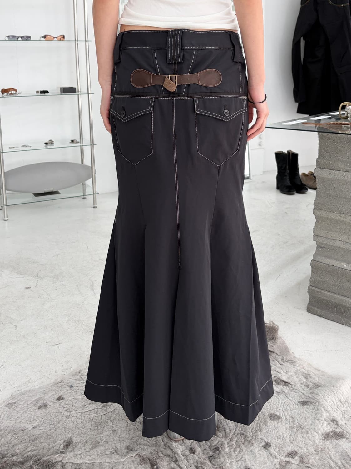 저버드 스티칭 플레어 스커트 상품이미지1