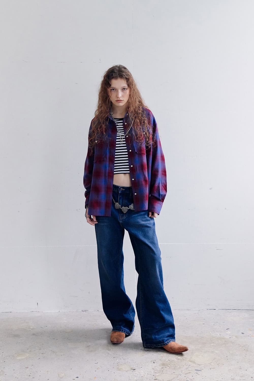 데어드 체크 셔츠 SILVER BUTTON CHECKED SHIRT 상품이미지2