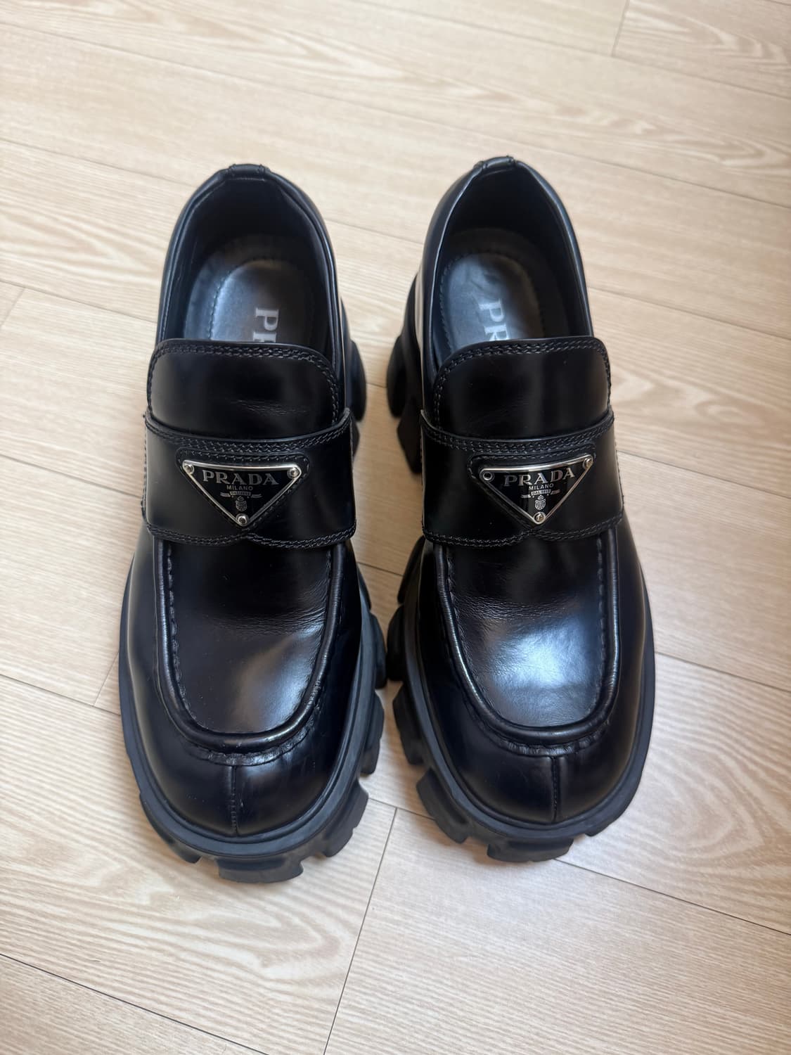 프라다 모놀리스 36 상품이미지1