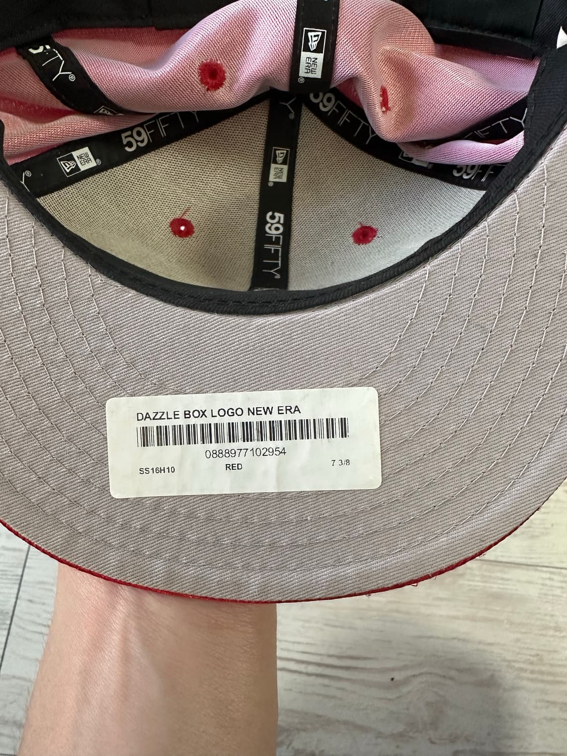 슈프림 뉴에라 59FIFTY 레드 7 3/8 상품이미지5