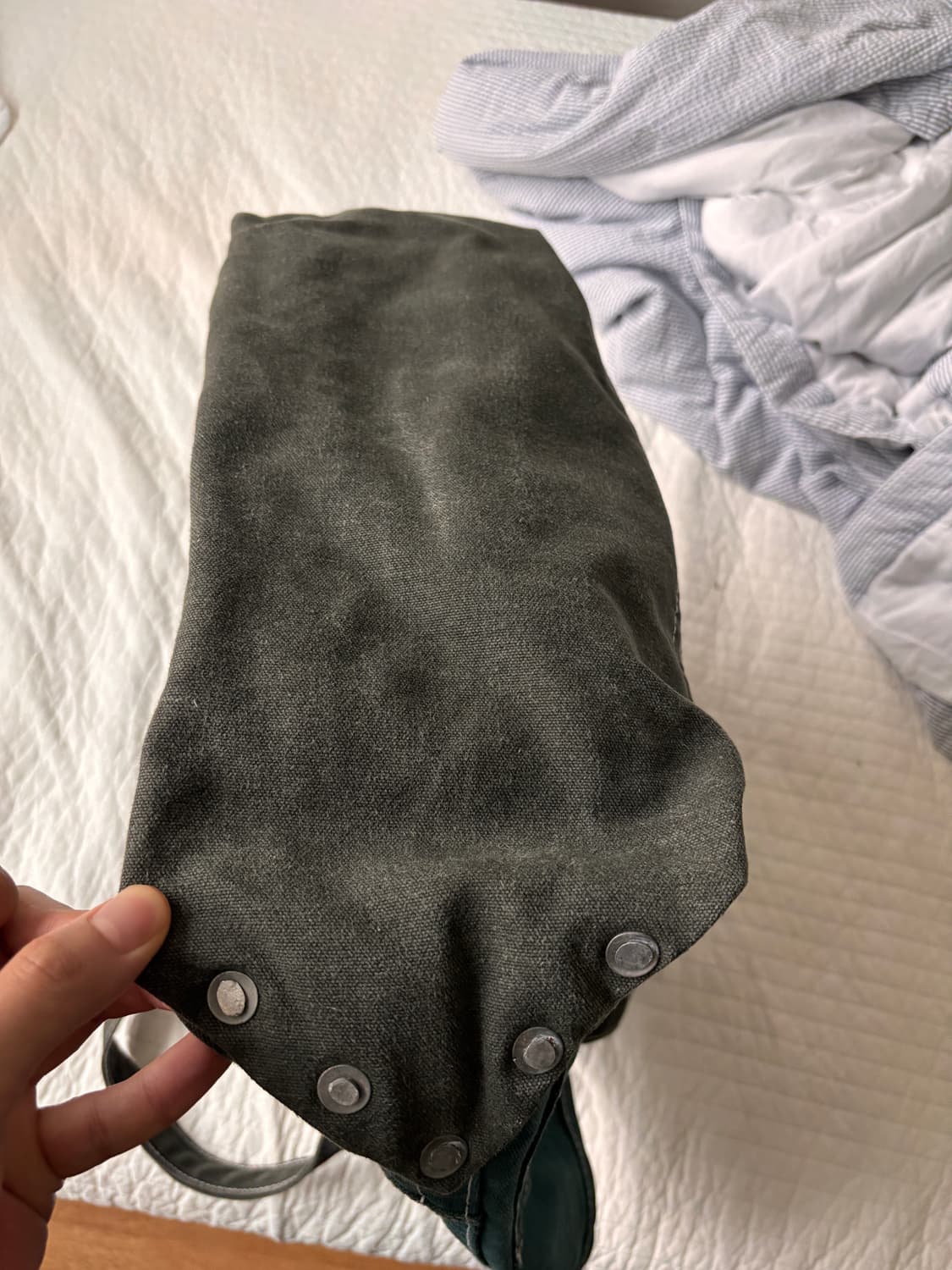 진짜 빈티지는 이렇게 태어납니다 – Carhartt Rework Bag 상품이미지5