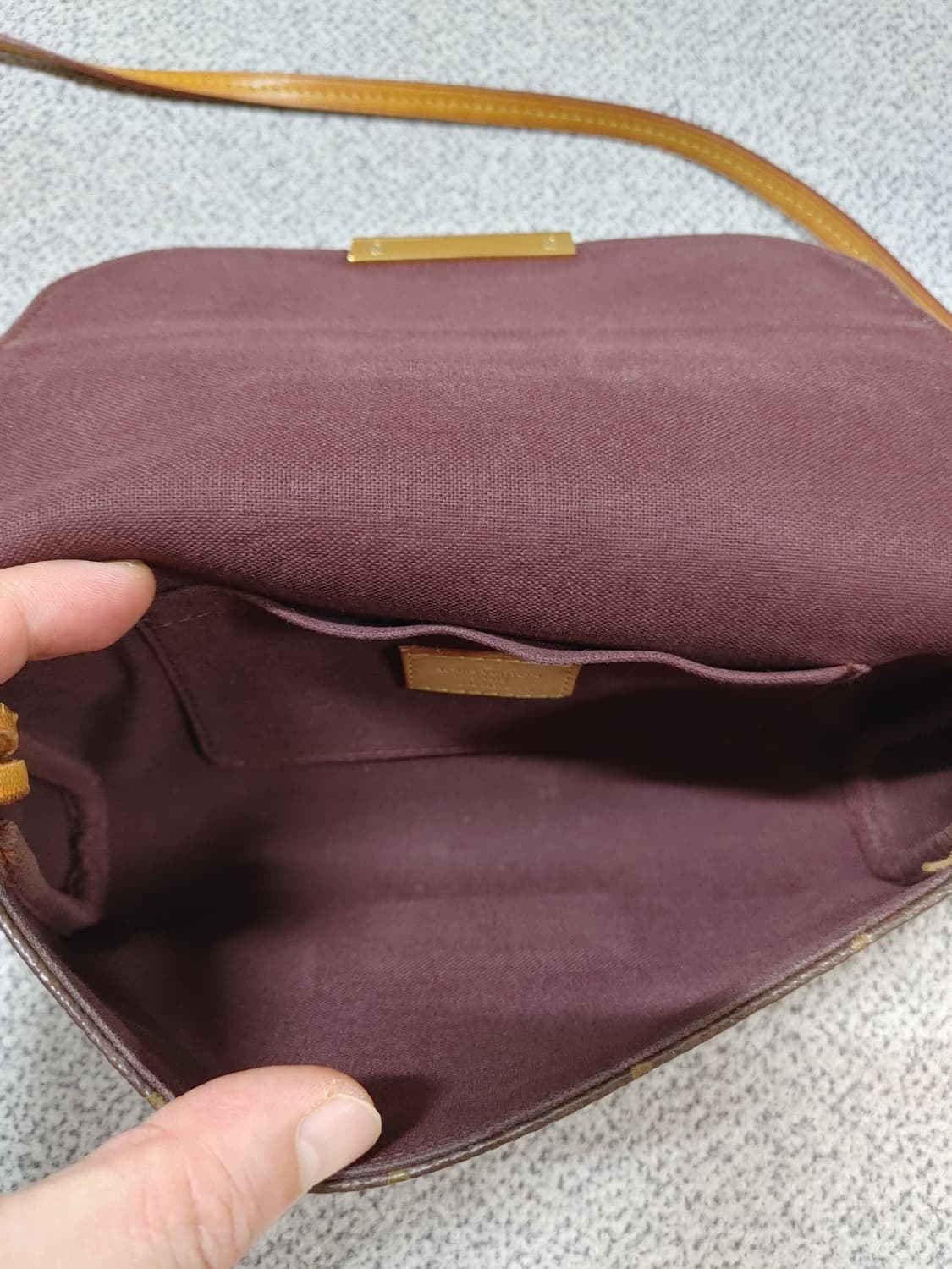 정품 루이비통 페이보릿 pm 크로스백 클러치백 상품이미지7