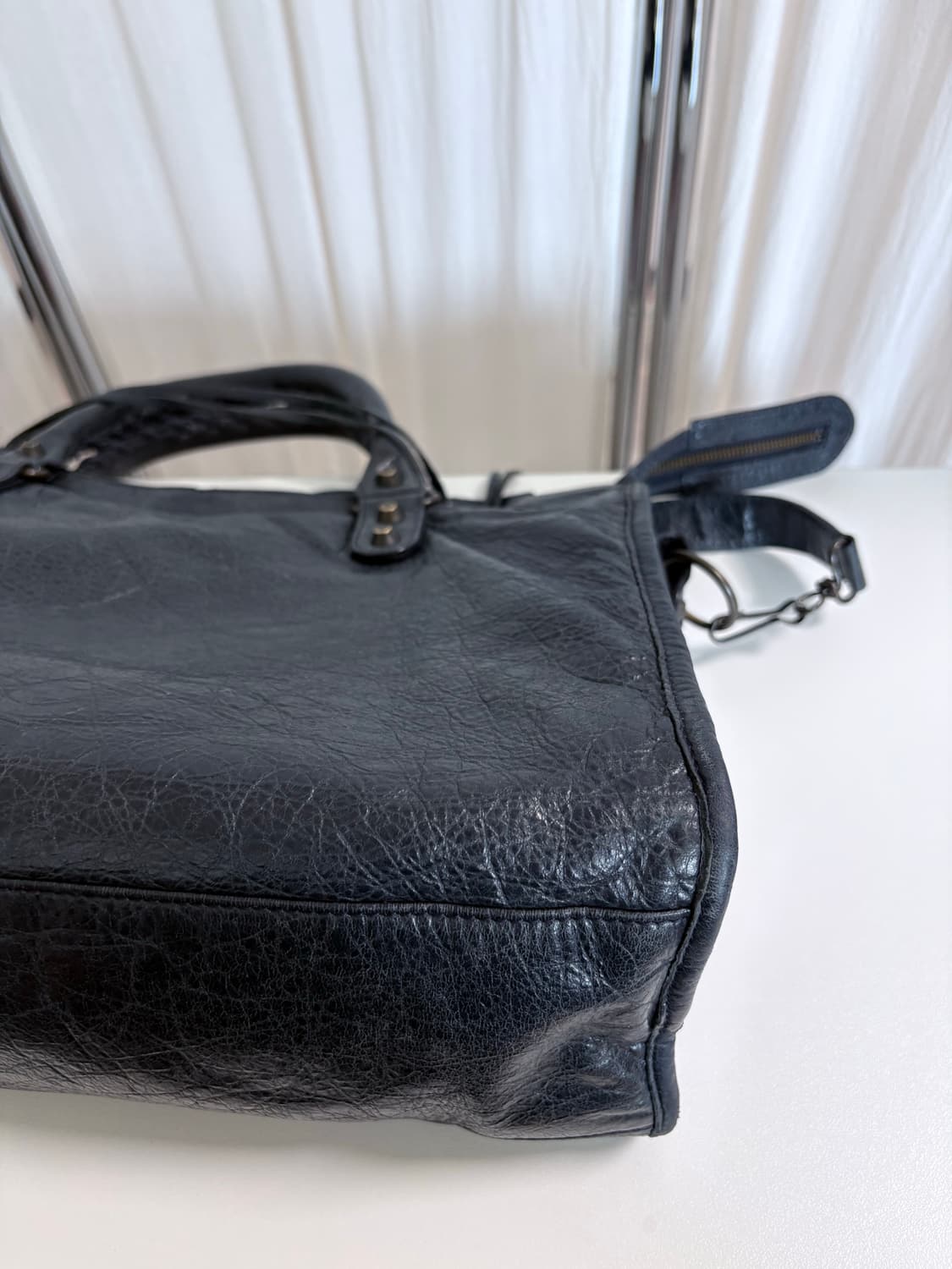 발렌시아가 시티 모터백 다크네이비 상품이미지10