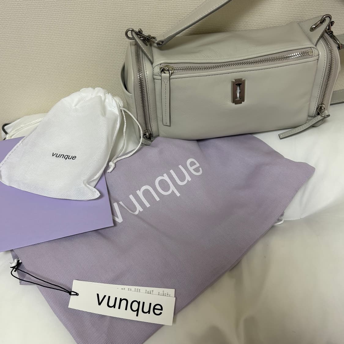 분크 퍼펙 멀티 포켓 숄더 S 아이보리 풀구성 상품이미지1