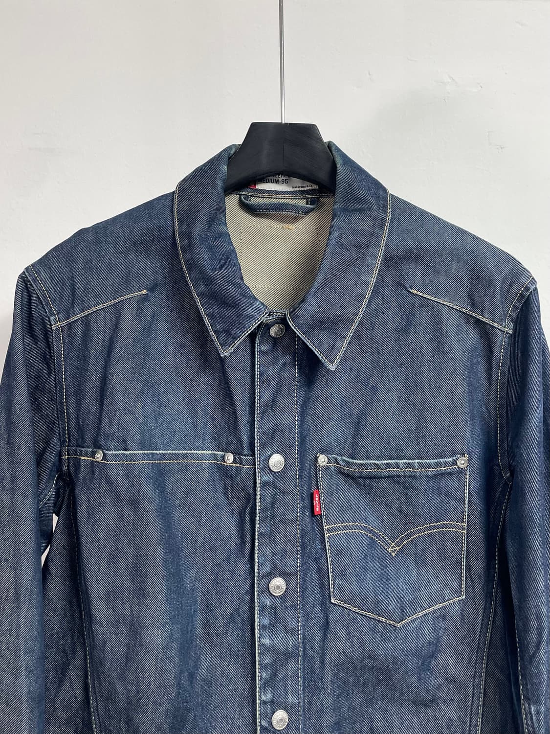 리바이스 엔지니어드 데님 셔츠 자켓 (on.571) 상품이미지2