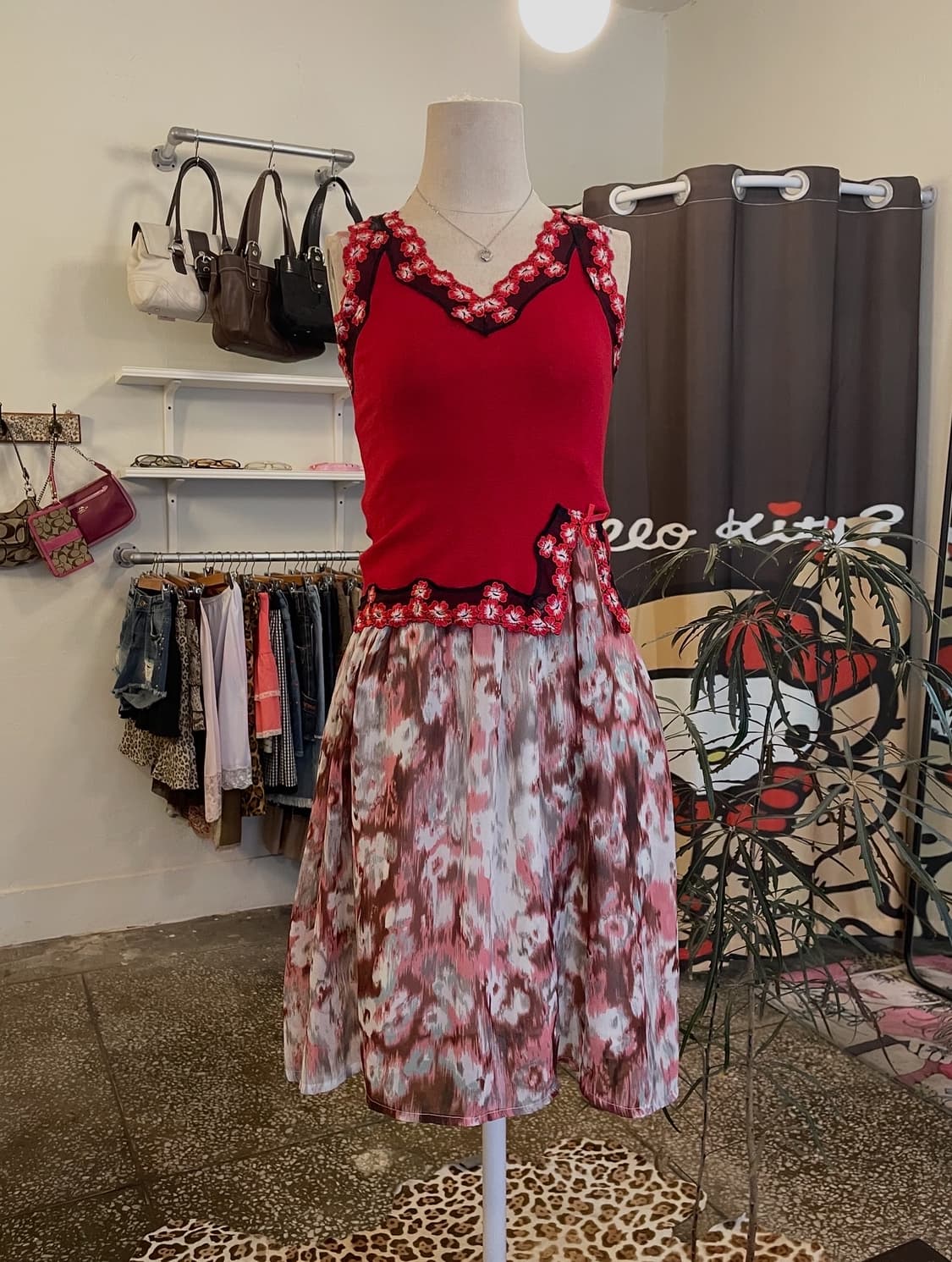 레드 플로랄 트리밍 나시 [무배] 상품이미지1