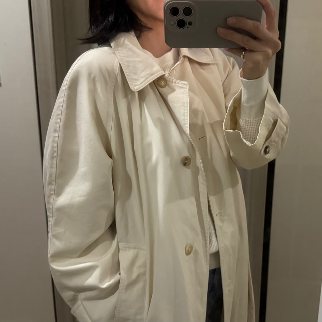 HANE의 레글런 트렌치 코트   Ecru 상품이미지6
