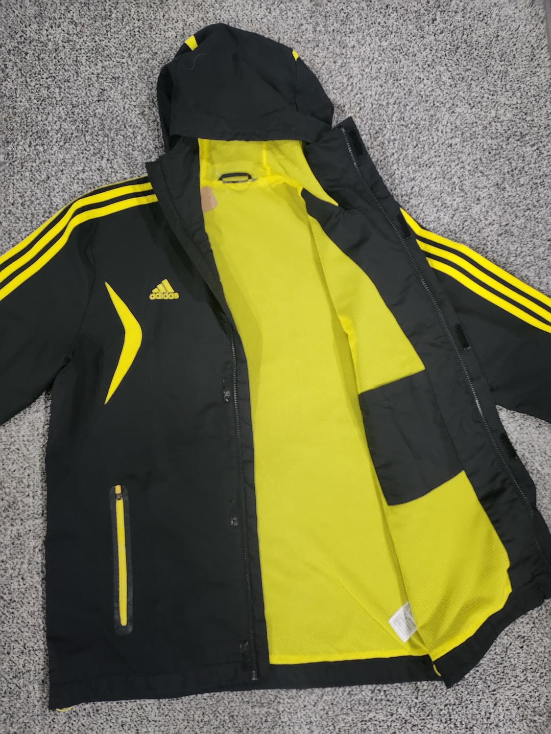 //Adidas × Liverpool F.C. 후드 바람막이 자켓 상품이미지3