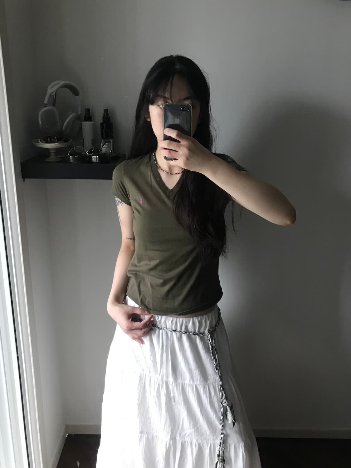 폴로 랄프로렌 포니 카키 브이넥 반팔티 상품이미지1