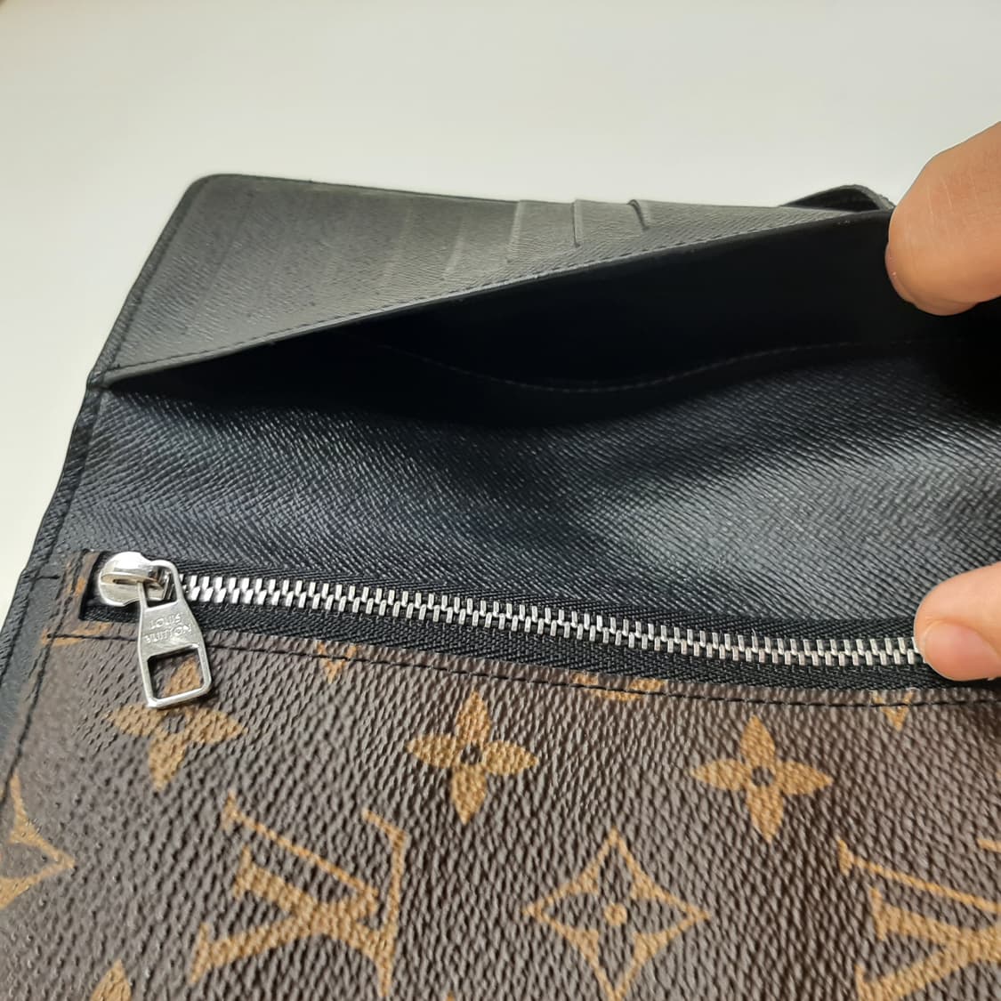 루이비통 마카사르 장지갑 상품이미지9