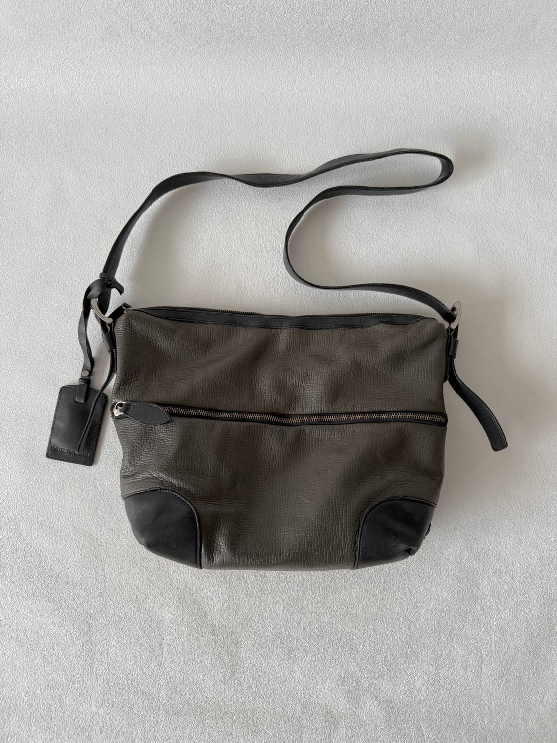 엠포리오 아르마니(EMPORIO ARMANI) 레더 크로스백(ITALY) 상품이미지1