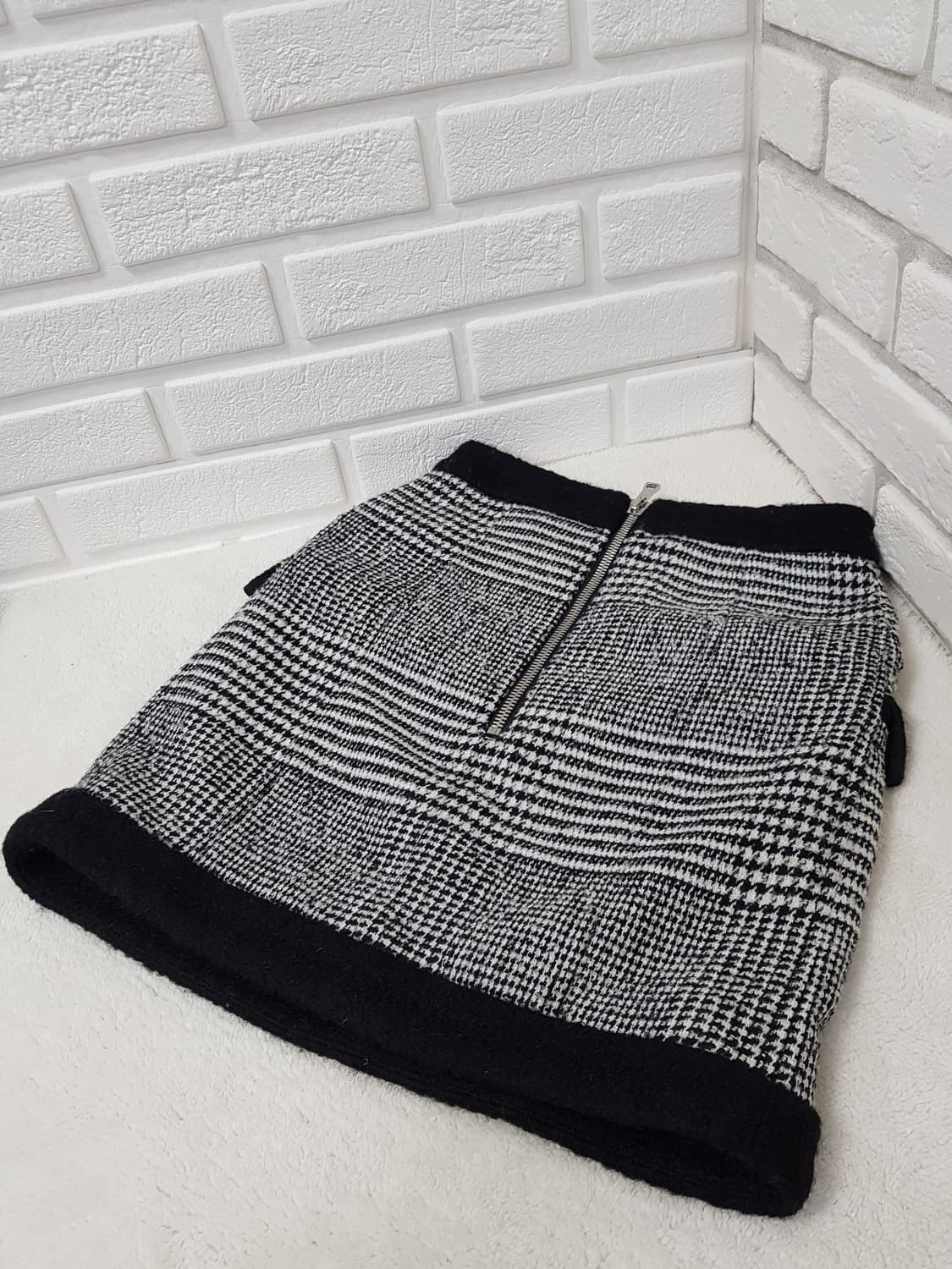 [36/정품] 발망 블랙앤화이트 은장 트위드 스커트 상품이미지4