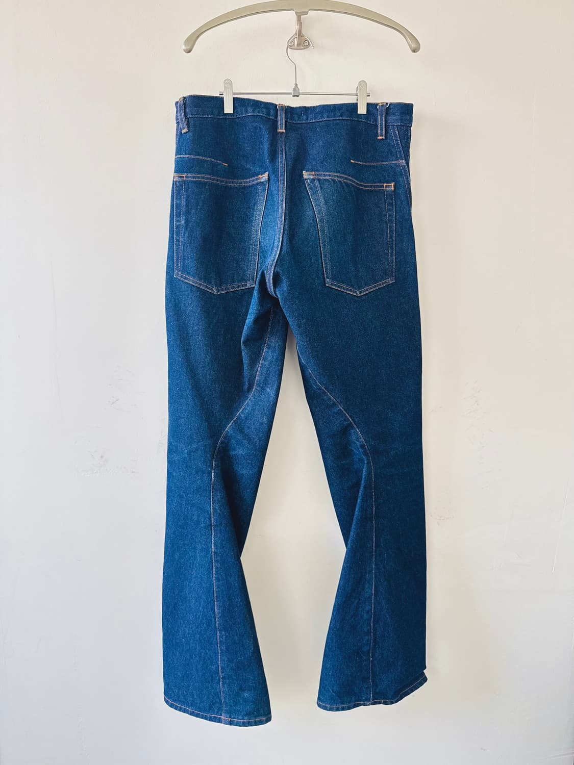 NVRFRGT 네버포겟 커브드 데님팬츠 상품이미지5