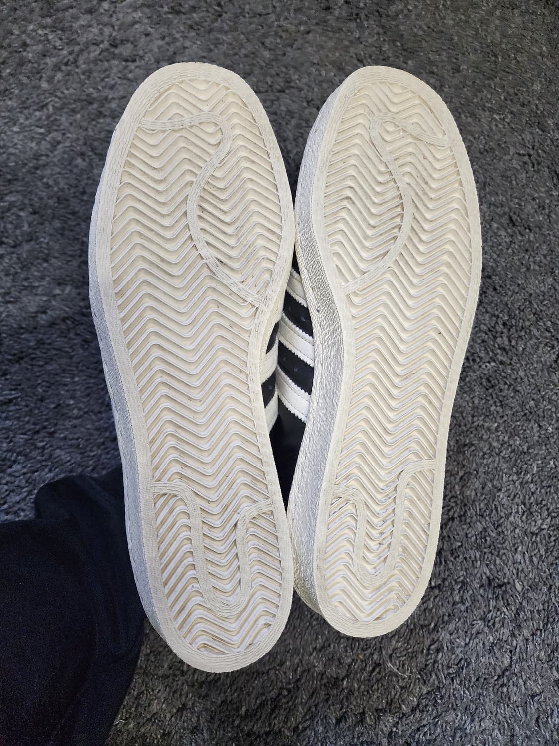 아디다스 슈퍼스타80s 검흰 270사이즈  상품이미지10