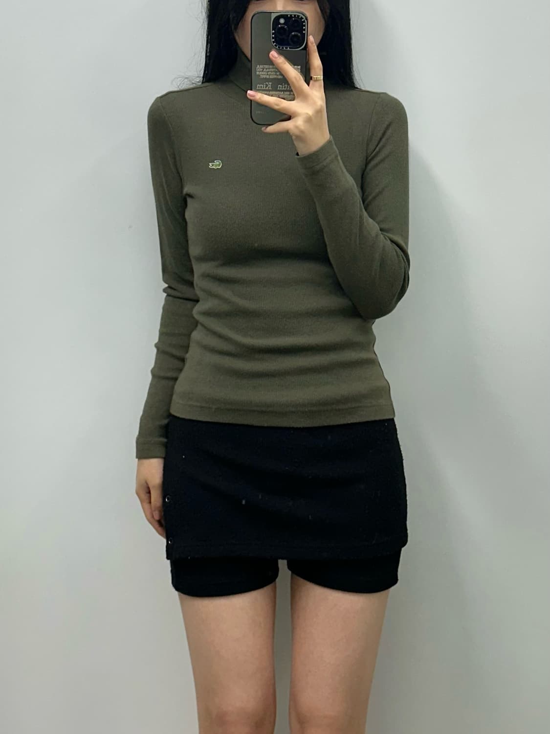 라코스테 카키 목폴라 니트 상품이미지1