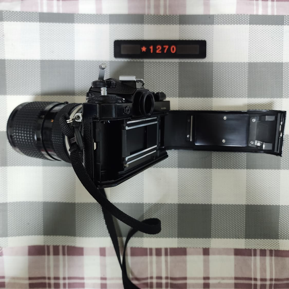 니콘 FE 블랙바디 35-70 줌렌즈  필름카메라 상품이미지6