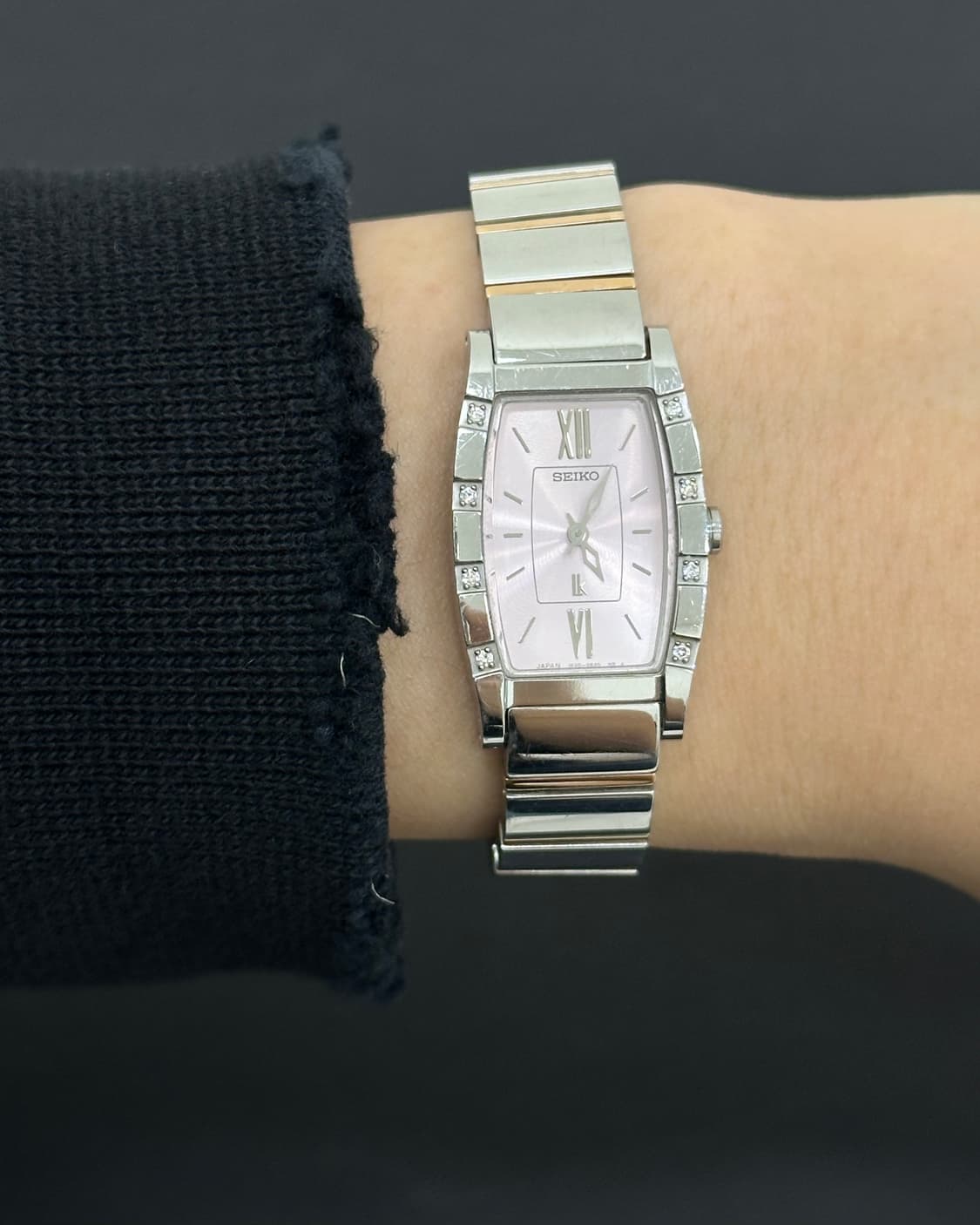 세이코 루키아 핑크 다이얼 큐빅 쿼츠 시계 상품이미지9