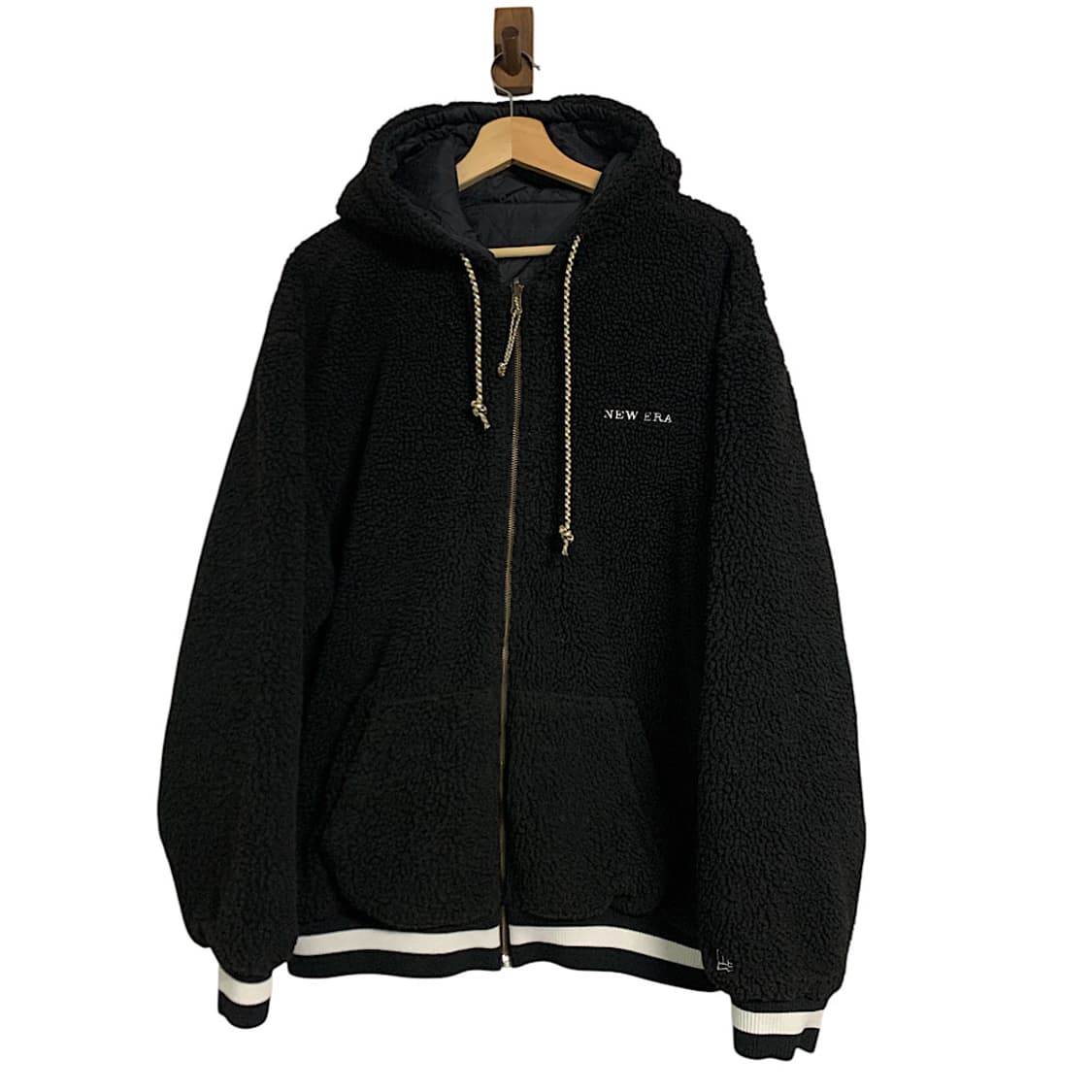 뉴에라 리버시블 블랙 후리스 바람막이 2XL 상품이미지1