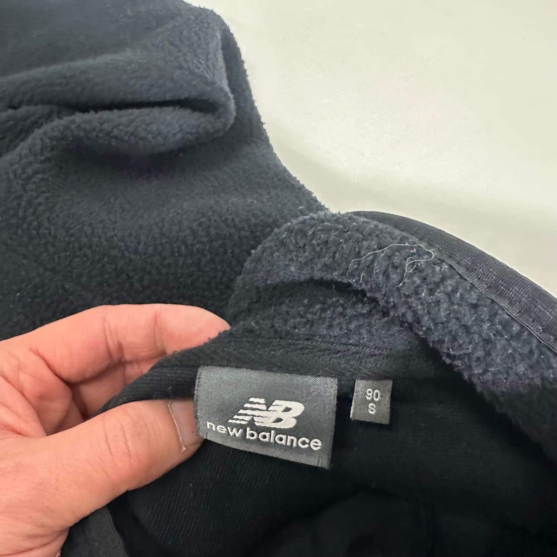 S 뉴발란스 블랙 뽀글이 캥거루 반집업 후리스 상품이미지5