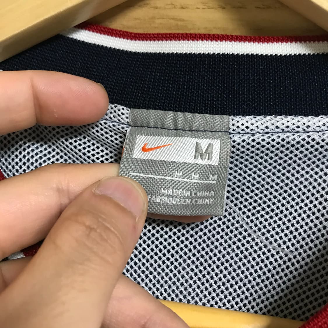 나이키 빅로고 브이넥 웜업바맏 상품이미지4