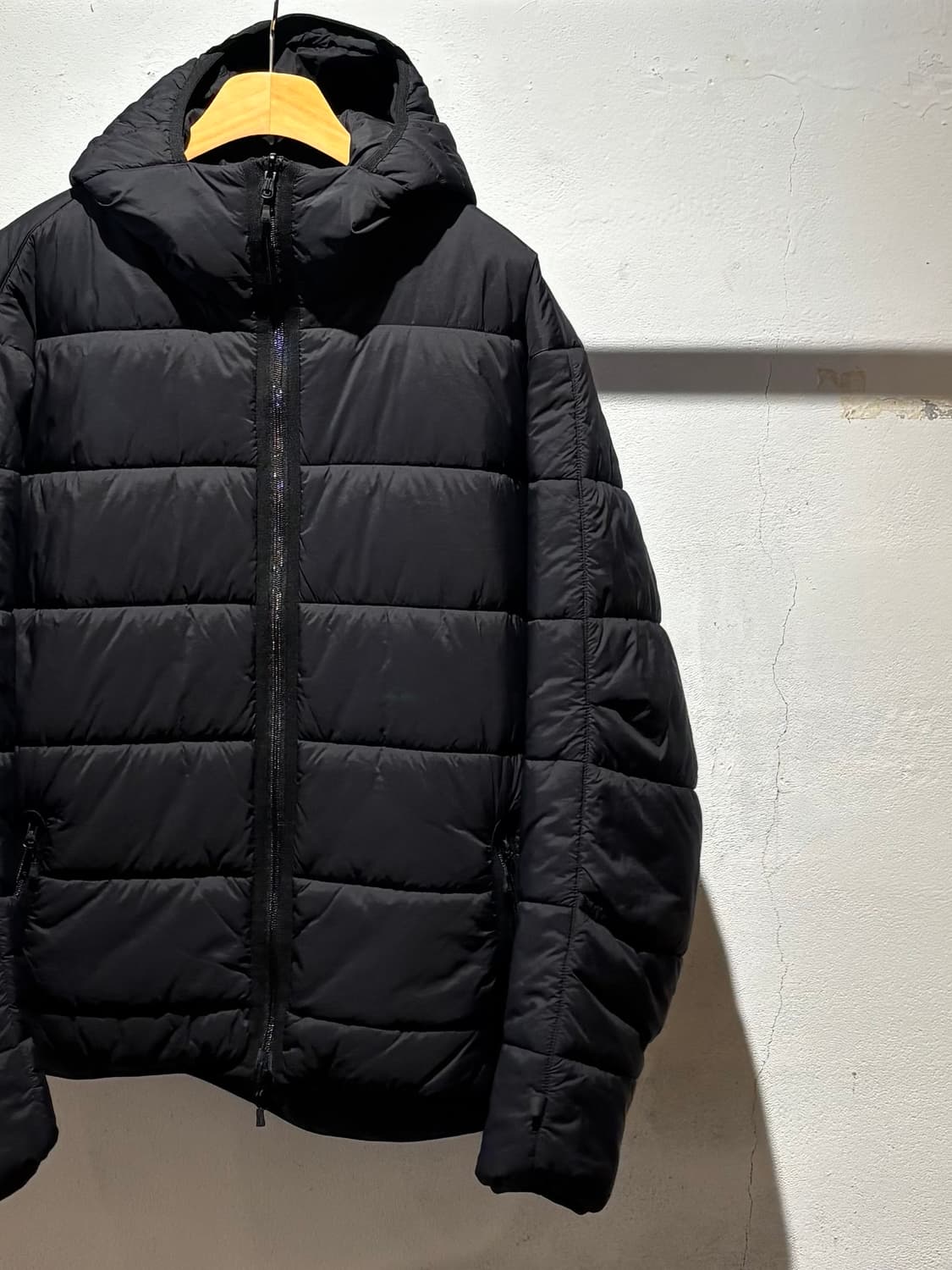 다이어피어39 테크 리버서블 클라이머스 퍼프자켓 상품이미지6