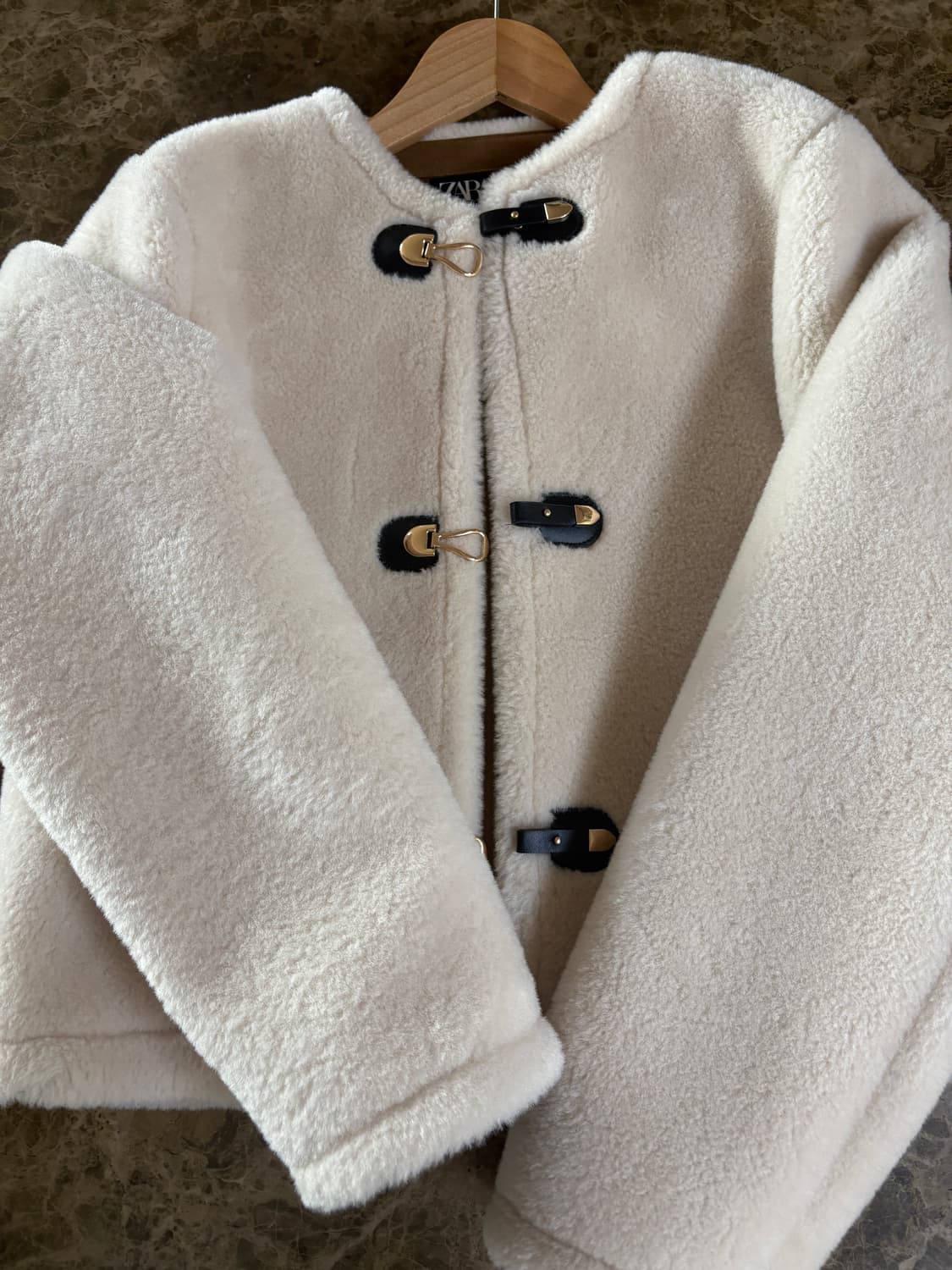 자라 퍼 자켓 상품이미지2