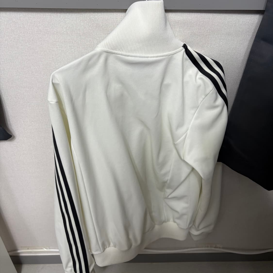 아디다스 독일 베켄바우어 트랙 탑 오프 화이트 상품이미지2