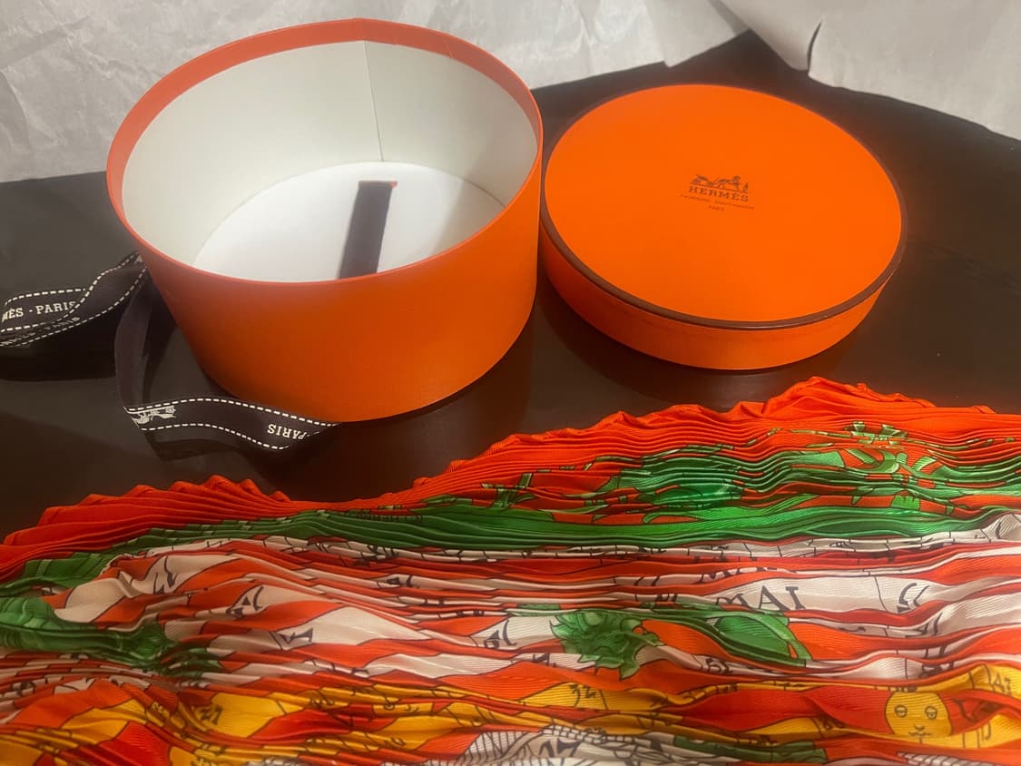  에르메스 플리츠 실크 스카프 상품이미지4