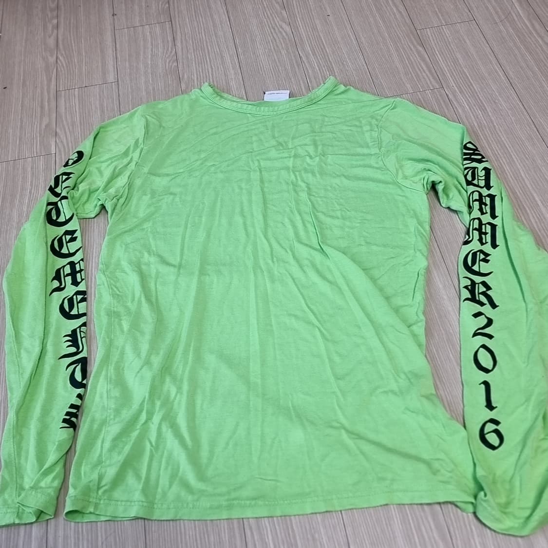 베트* 라임색 프린팅 긴팔 빈티지 티셔츠(95) 상품이미지1