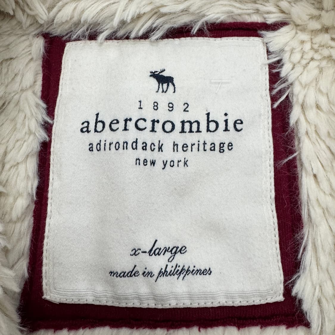 아베크롬비 Y2K 퍼 딱붙 아치로고 버건디 후드집업 상품이미지5