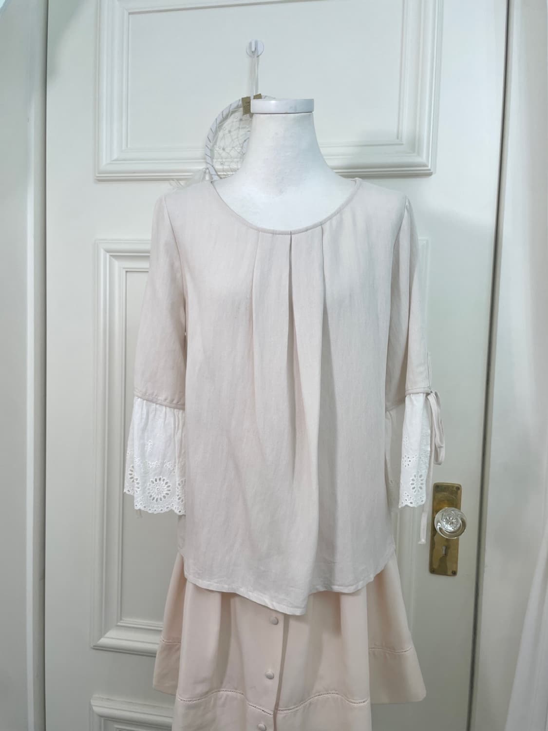 beige ivory summer cotton blouse 상품이미지1