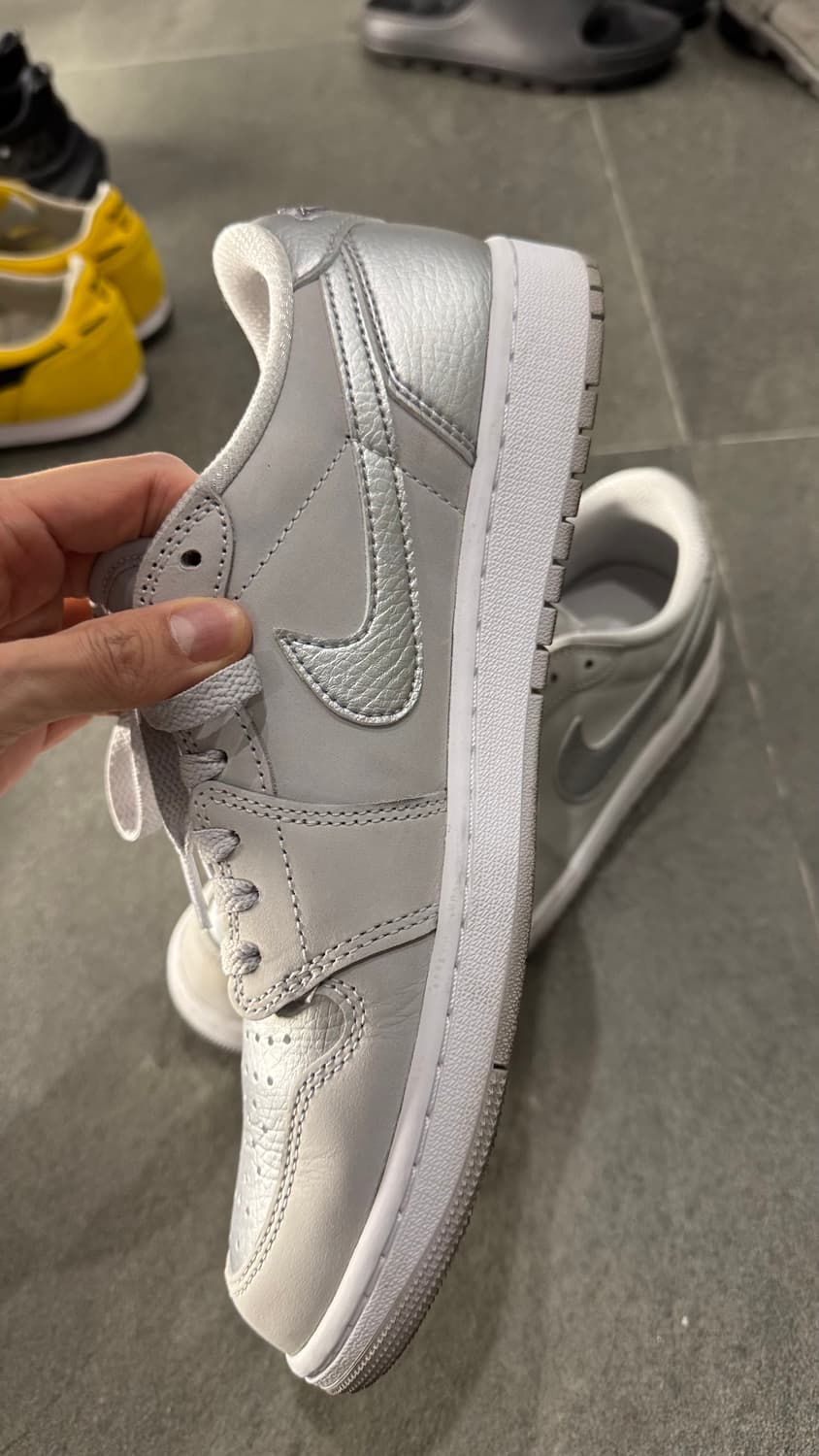 나이키 에어 조던 1 로우 회색/실버 280 상품이미지4