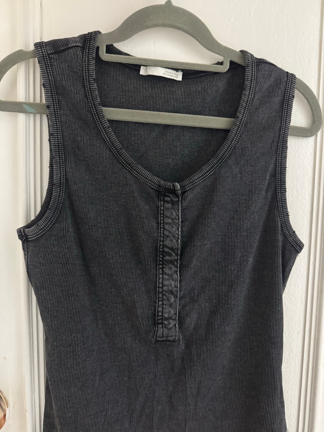 Zara 워시드 립브드 탑 슬리브리스 나시 상품이미지3