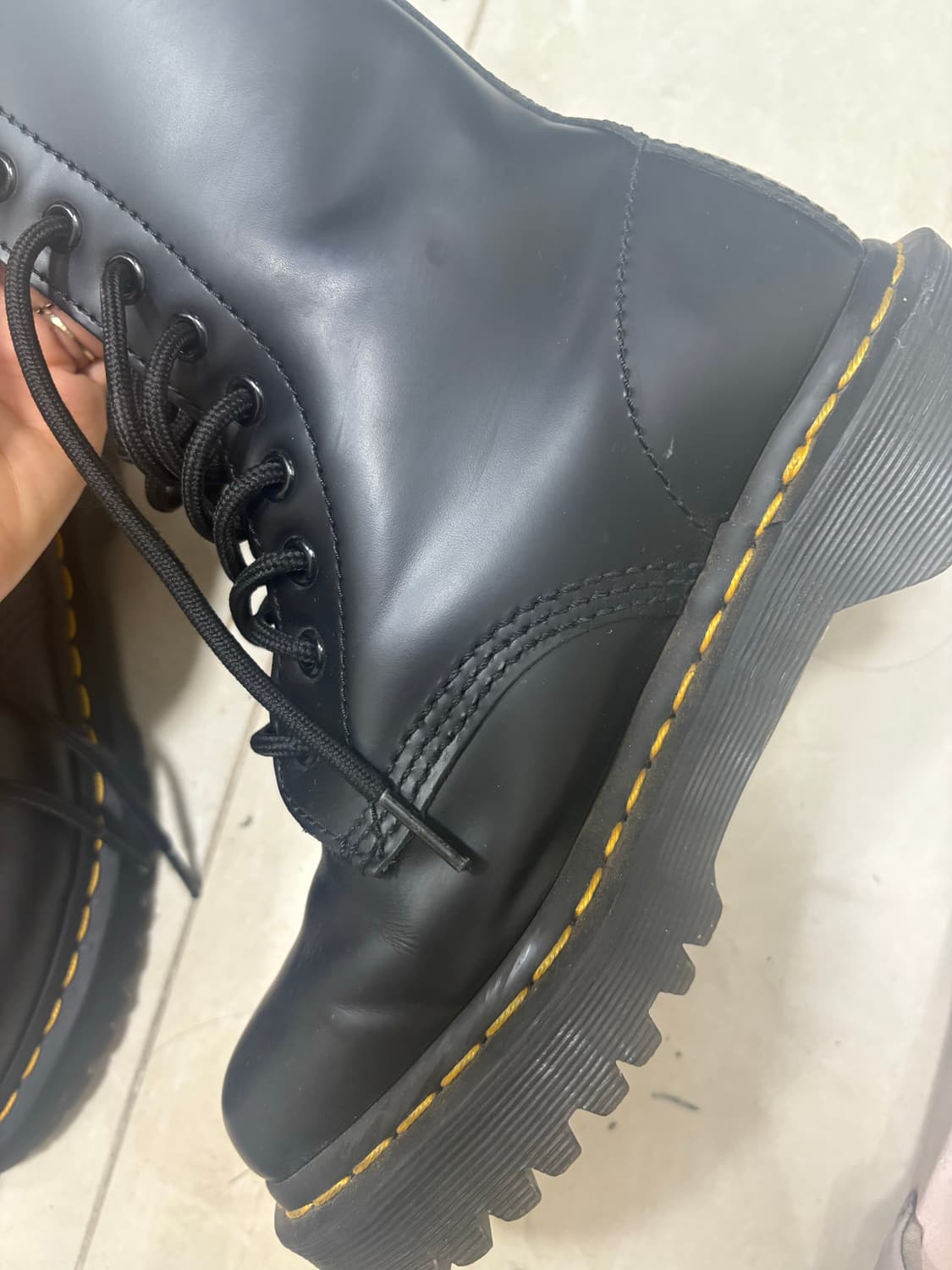 닥터마틴 1490 벡스 230 10홀 상품이미지7