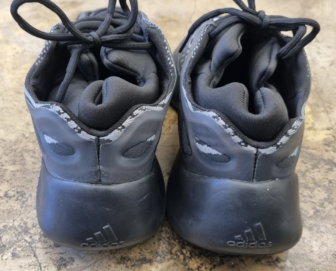 아디다스 이지 700 V3 '알바(Alvah)' 상품이미지5