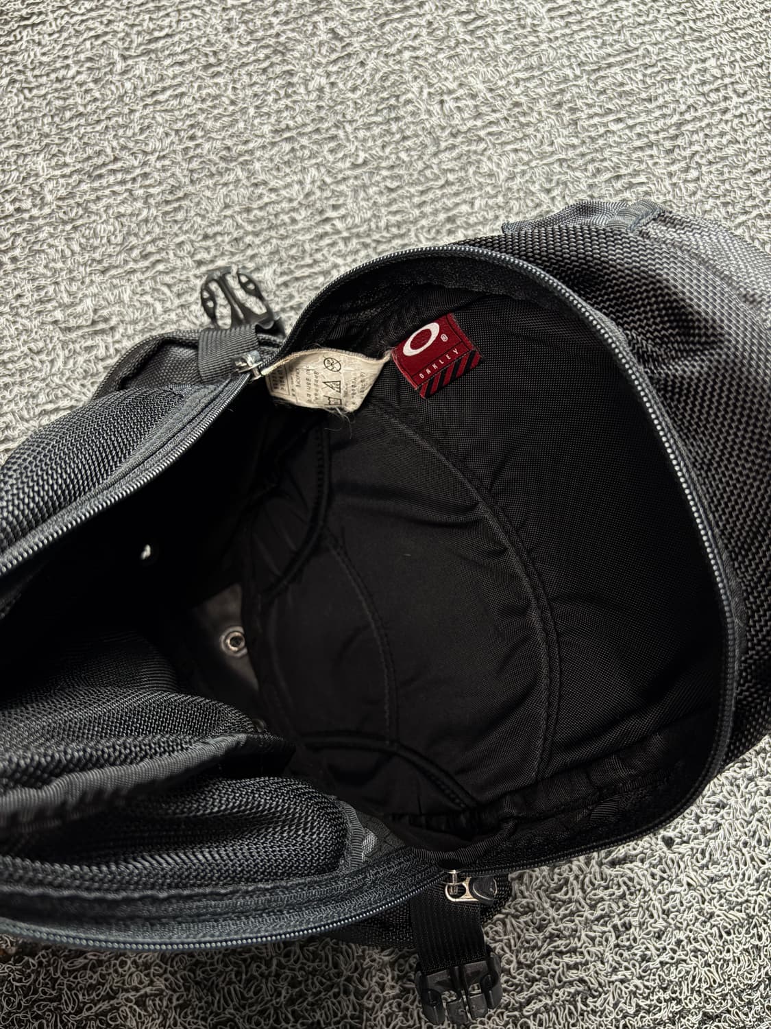 오클리 아이콘 3.0 테크니컬 미니 백팩 1674 상품이미지5